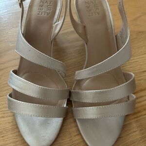 Naturalizer Women's Cream Strappy Heels